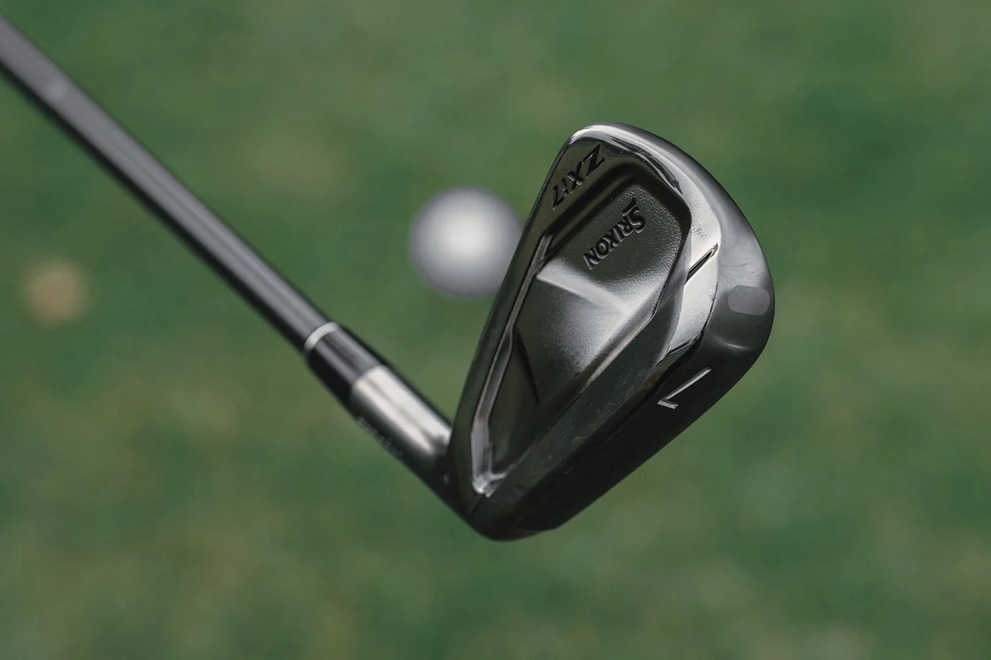 Konyagoromö Srixon ZXi5 Black Chrome Limited Edition Custom Irons | Fairway